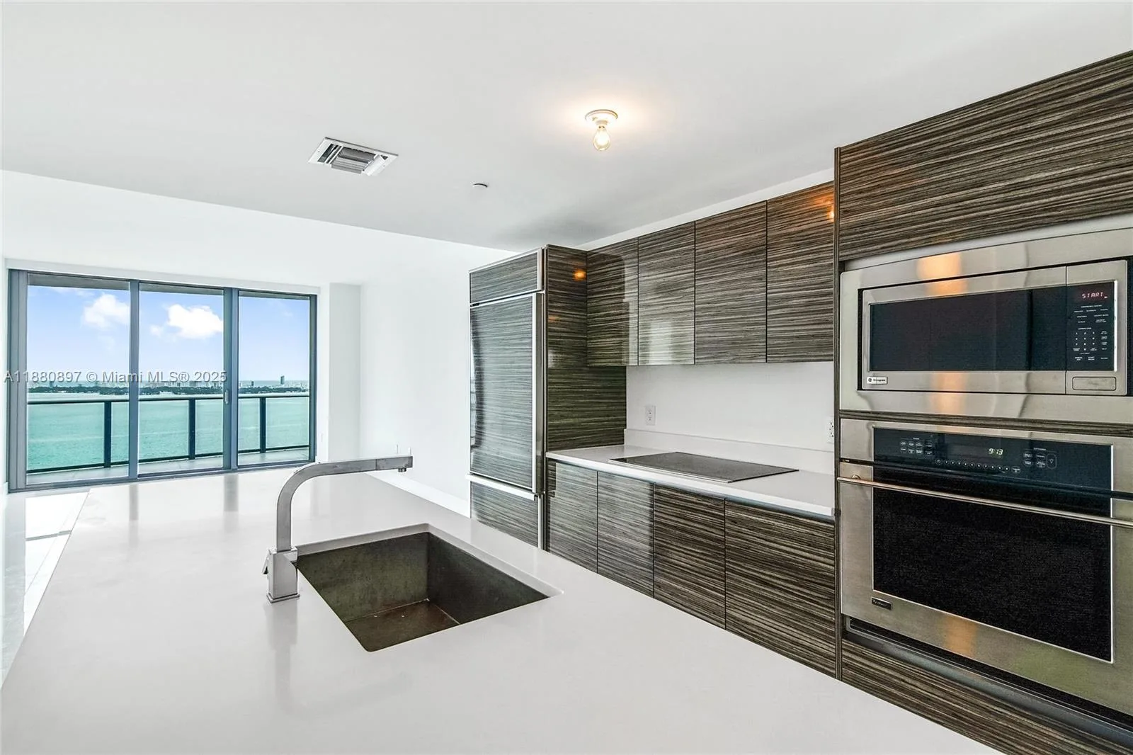 460 NE 28th St # 3507, Miami, FL 33137 photo 3