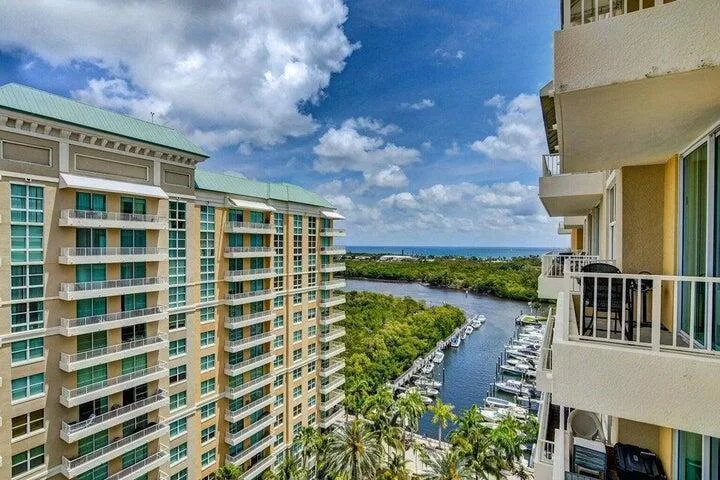 625 Casa Loma Boulevard # Lower Penthouse 9  Unit 1, Boynton Beach, FL 33435