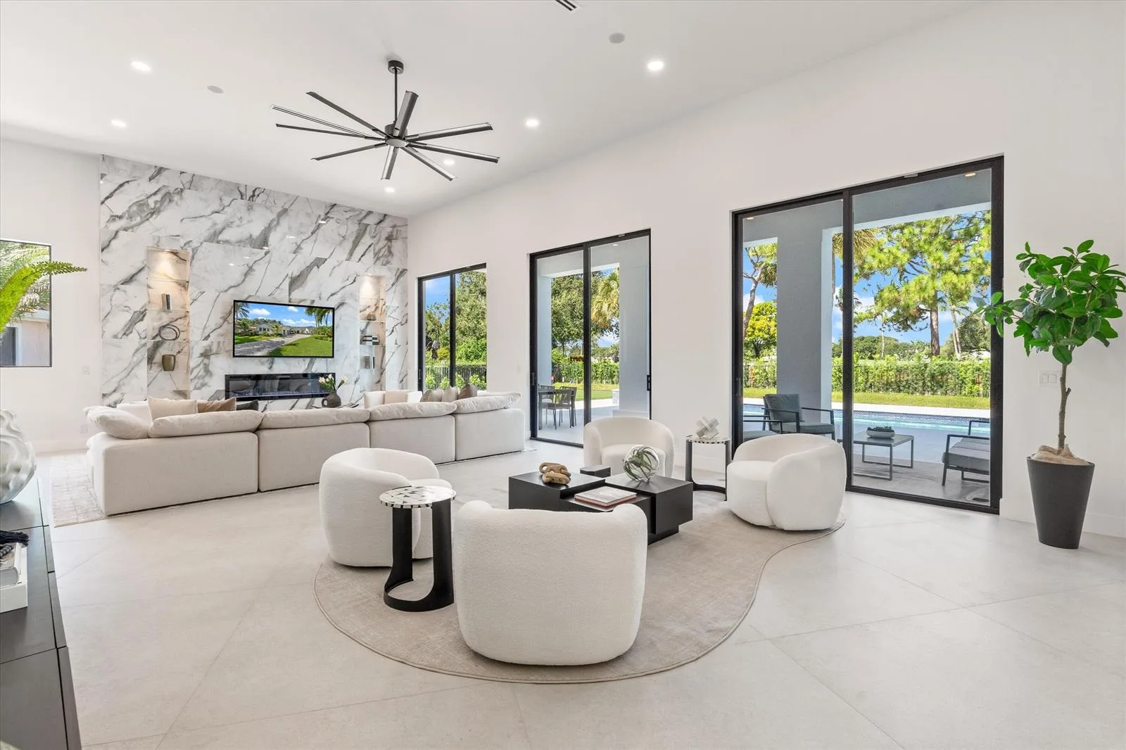 2525 Seminole Circle, West Palm Beach, FL 33409 photo 11