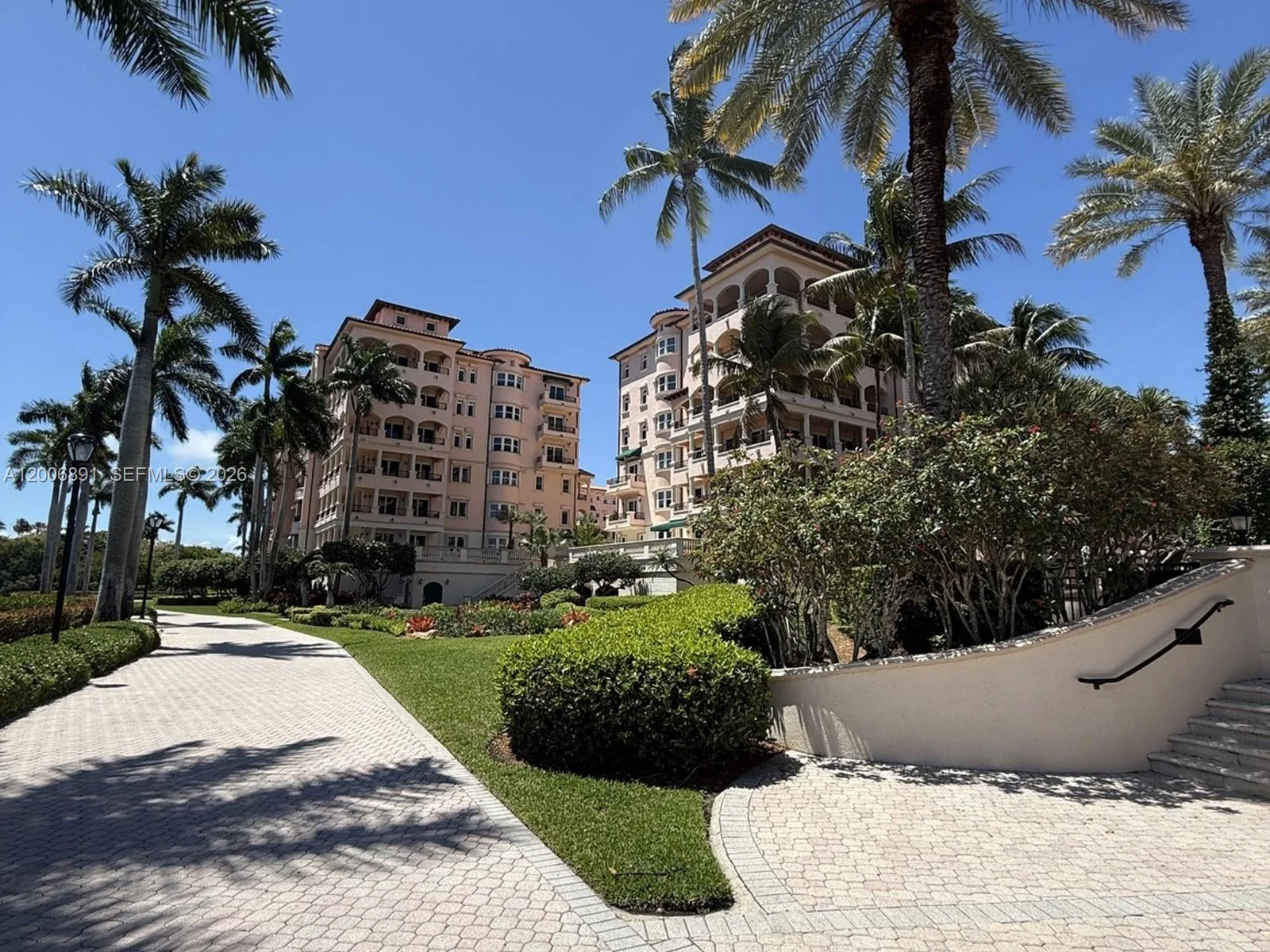 13643 Deering Bay Dr # 146, Coral Gables, FL 33158