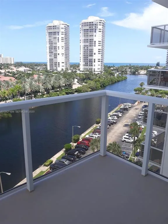 3701 N Country Club Drive # 1008, Aventura, FL 33180