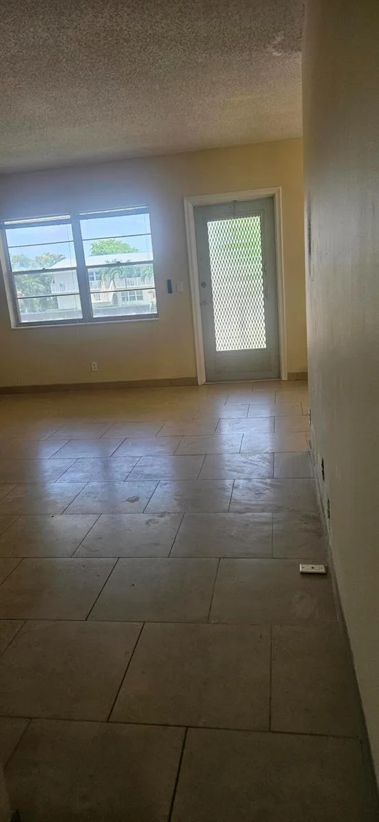 184 Waltham H, West Palm Beach, FL 33417 photo 4