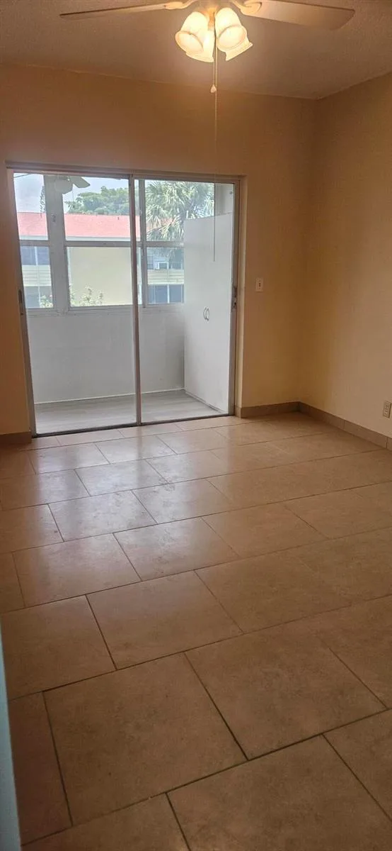 184 Waltham H, West Palm Beach, FL 33417 photo 6