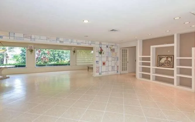 437 French Royale Circle, Atlantis, FL 33462 photo 11