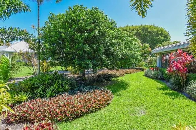437 French Royale Circle, Atlantis, FL 33462 photo 8