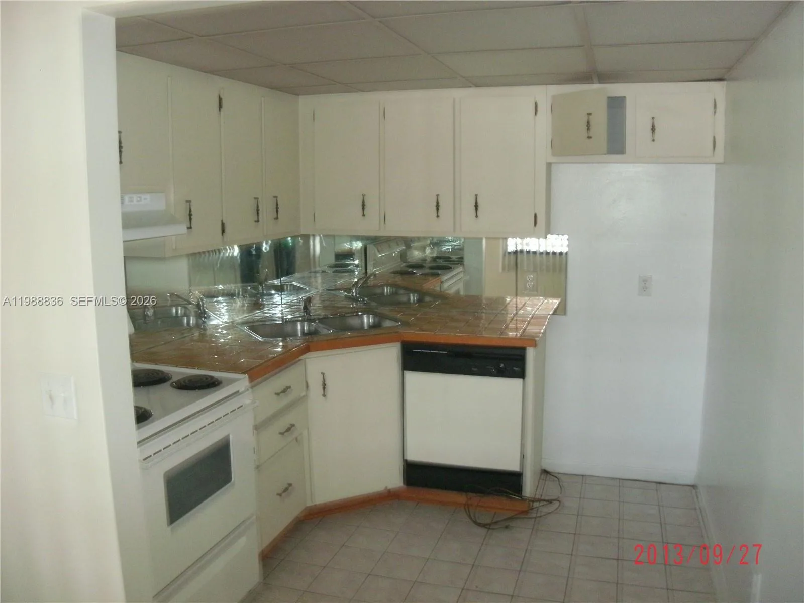 1409 Lake Ave # 5, Lake Worth, FL 33460 photo 2