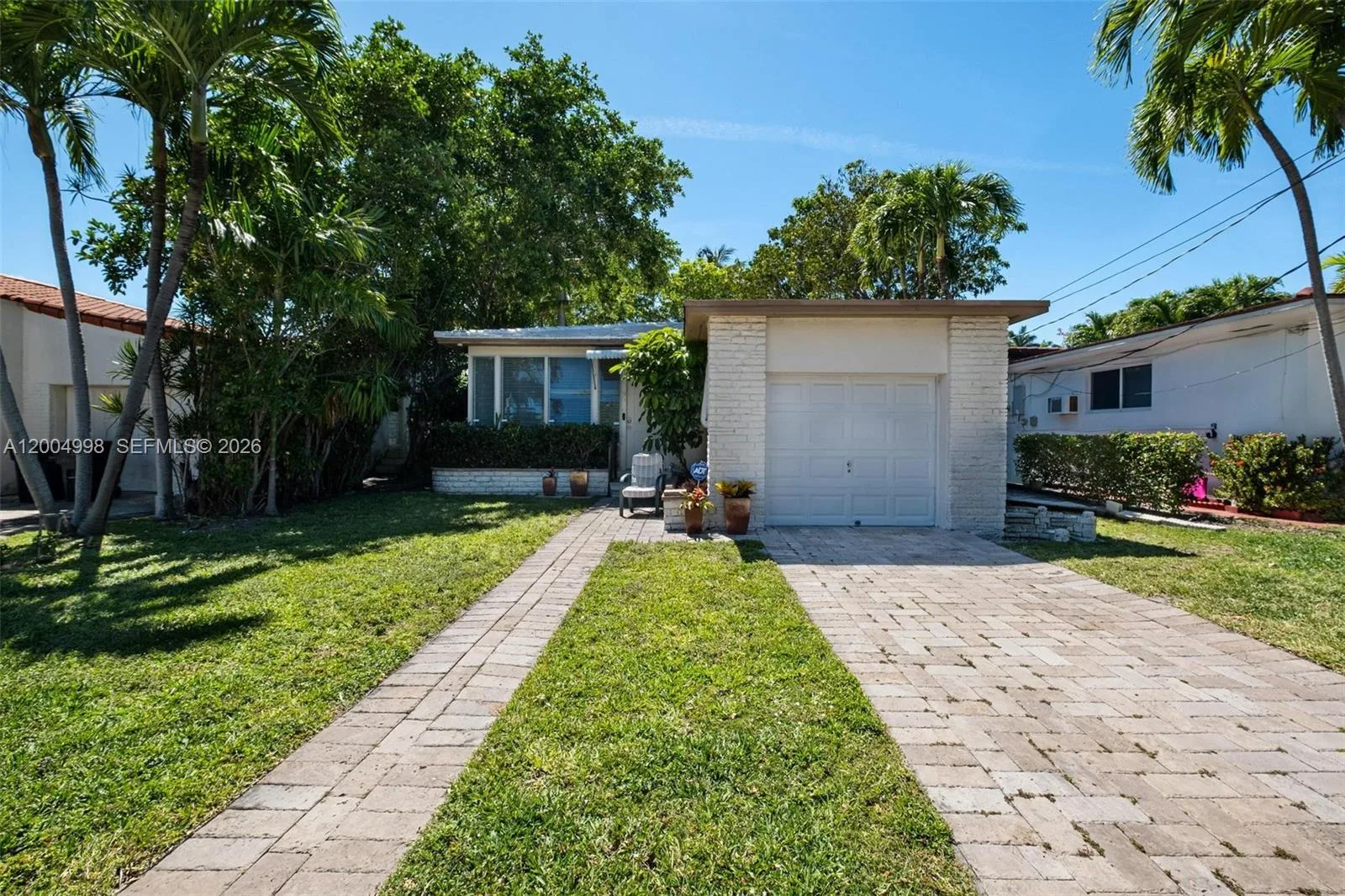 9516 Byron Ave, Surfside, FL 33154 photo 4