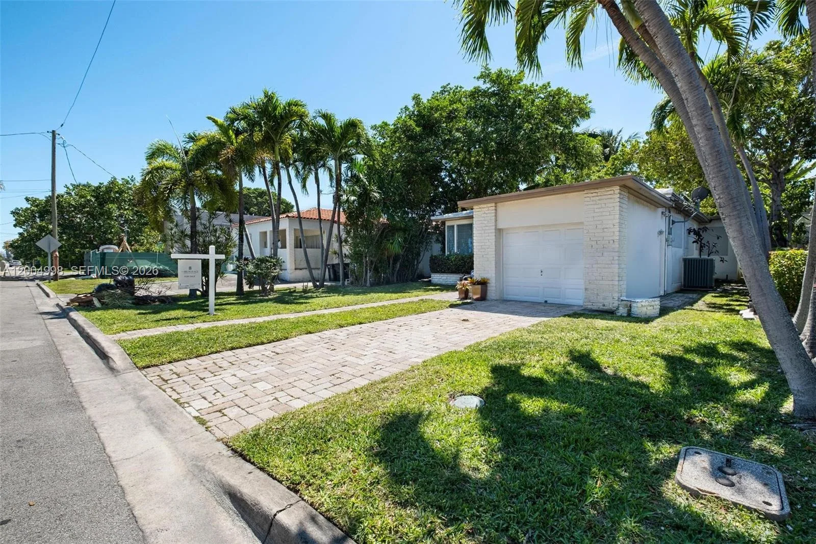 9516 Byron Ave, Surfside, FL 33154 photo 5