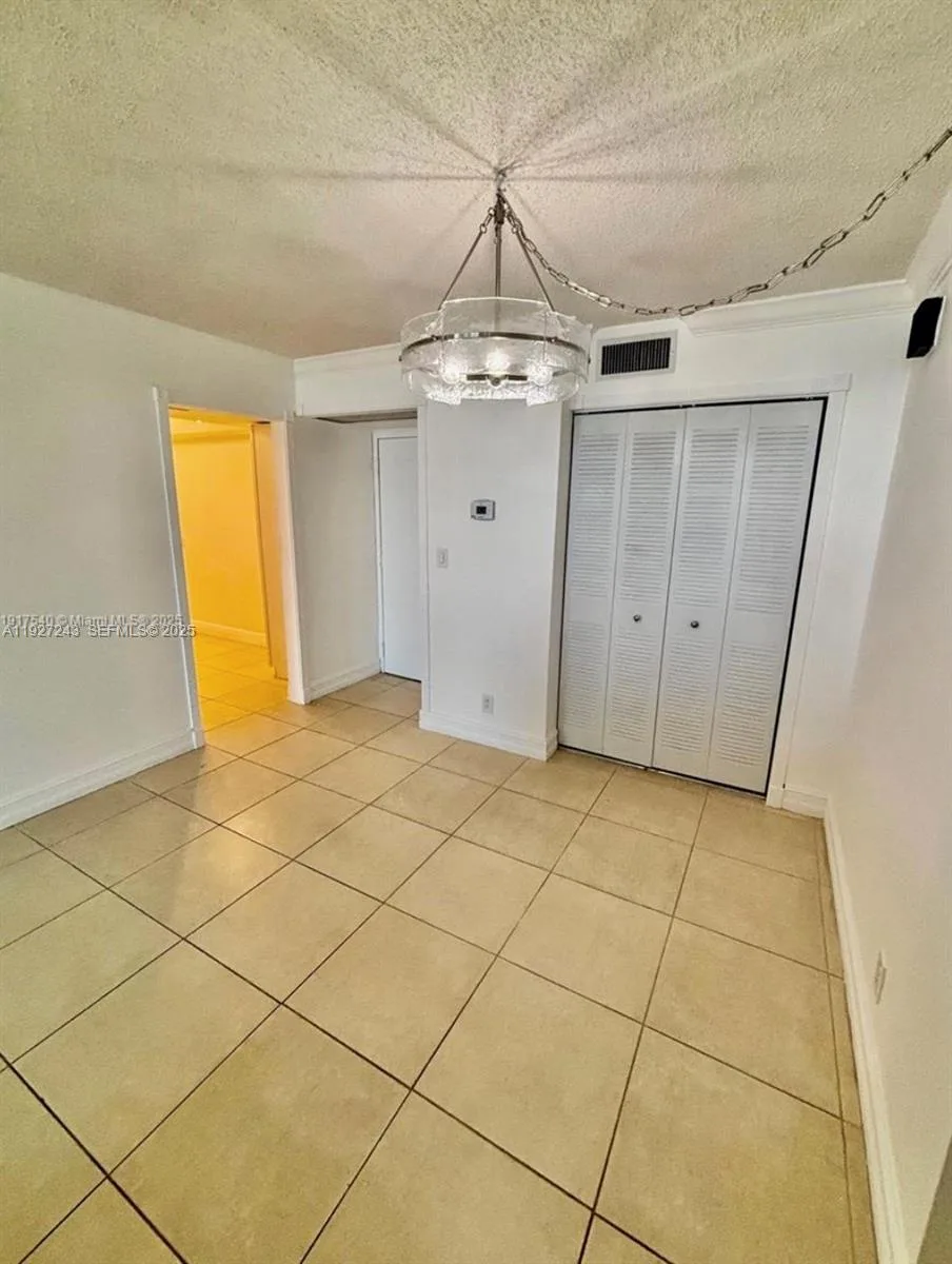 100 Bayview Dr # 903, Sunny Isles Beach, FL 33160 photo 11