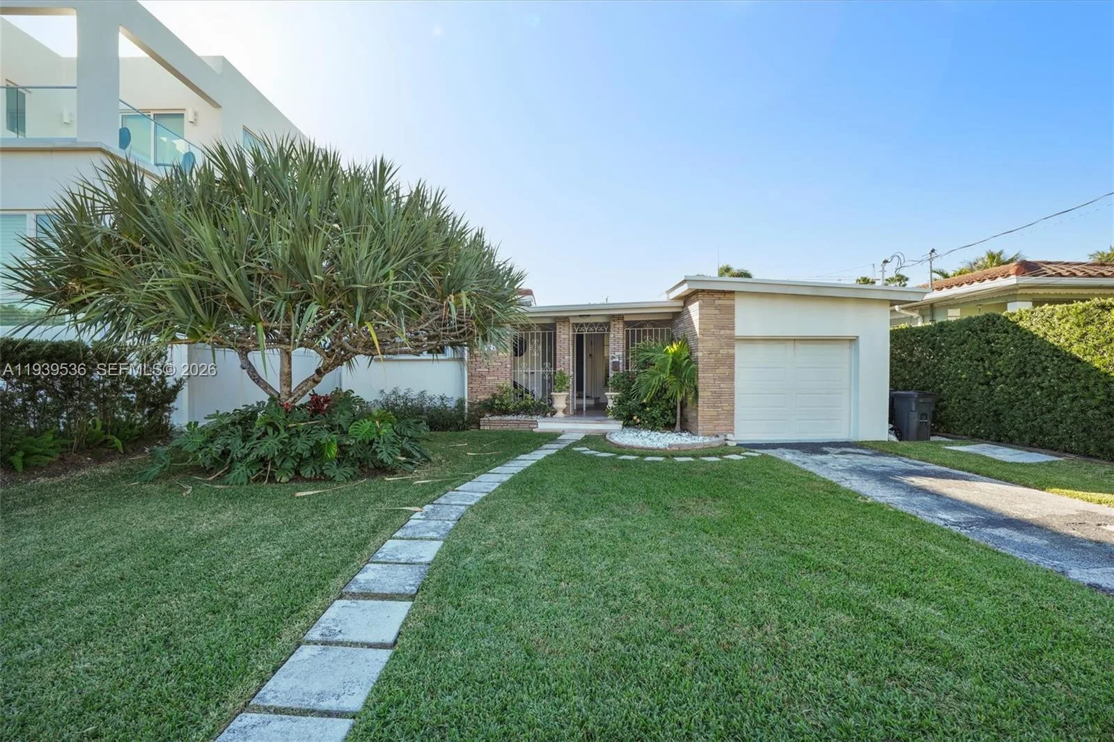 9424 - 9432 Carlyle Ave, Surfside, FL 33154 photo 7