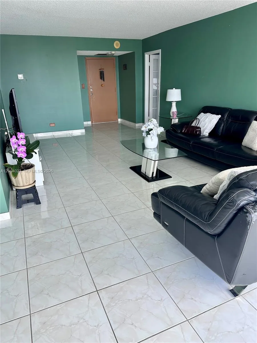231 174th St # 1905, Sunny Isles Beach, FL 33160 photo 6