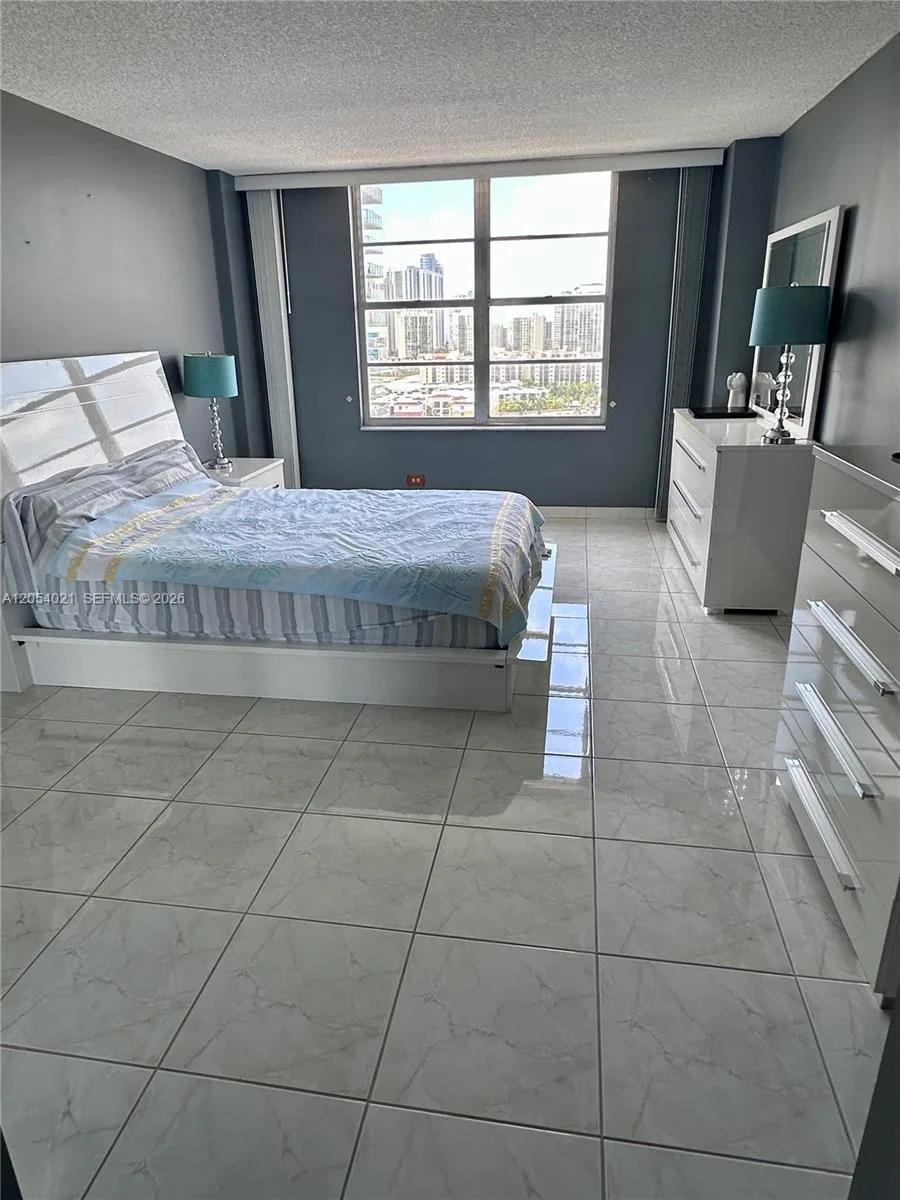 231 174th St # 1905, Sunny Isles Beach, FL 33160 photo 7