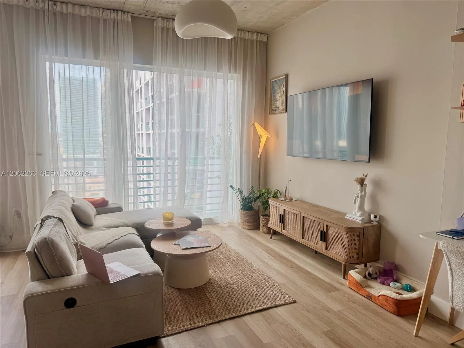 133 NE 2nd Ave # 2405, Miami, FL 33132