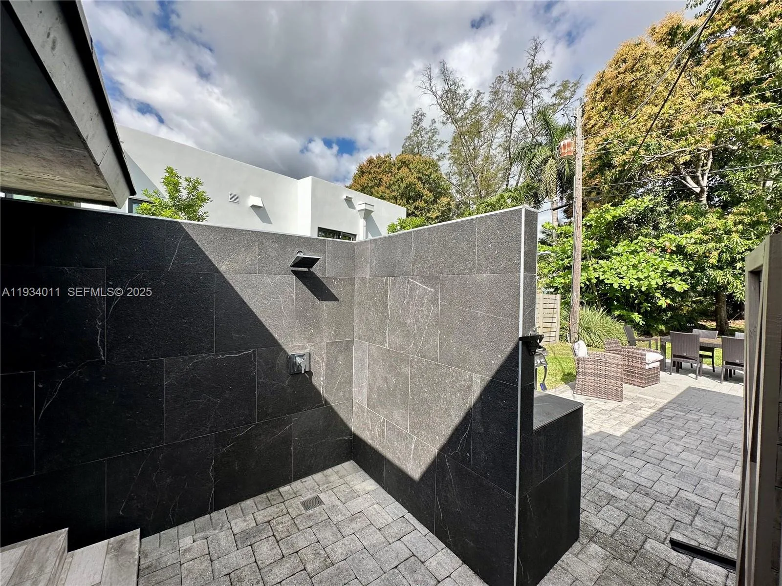 513 NW 30th St, Wilton Manors, FL 33311 photo 11