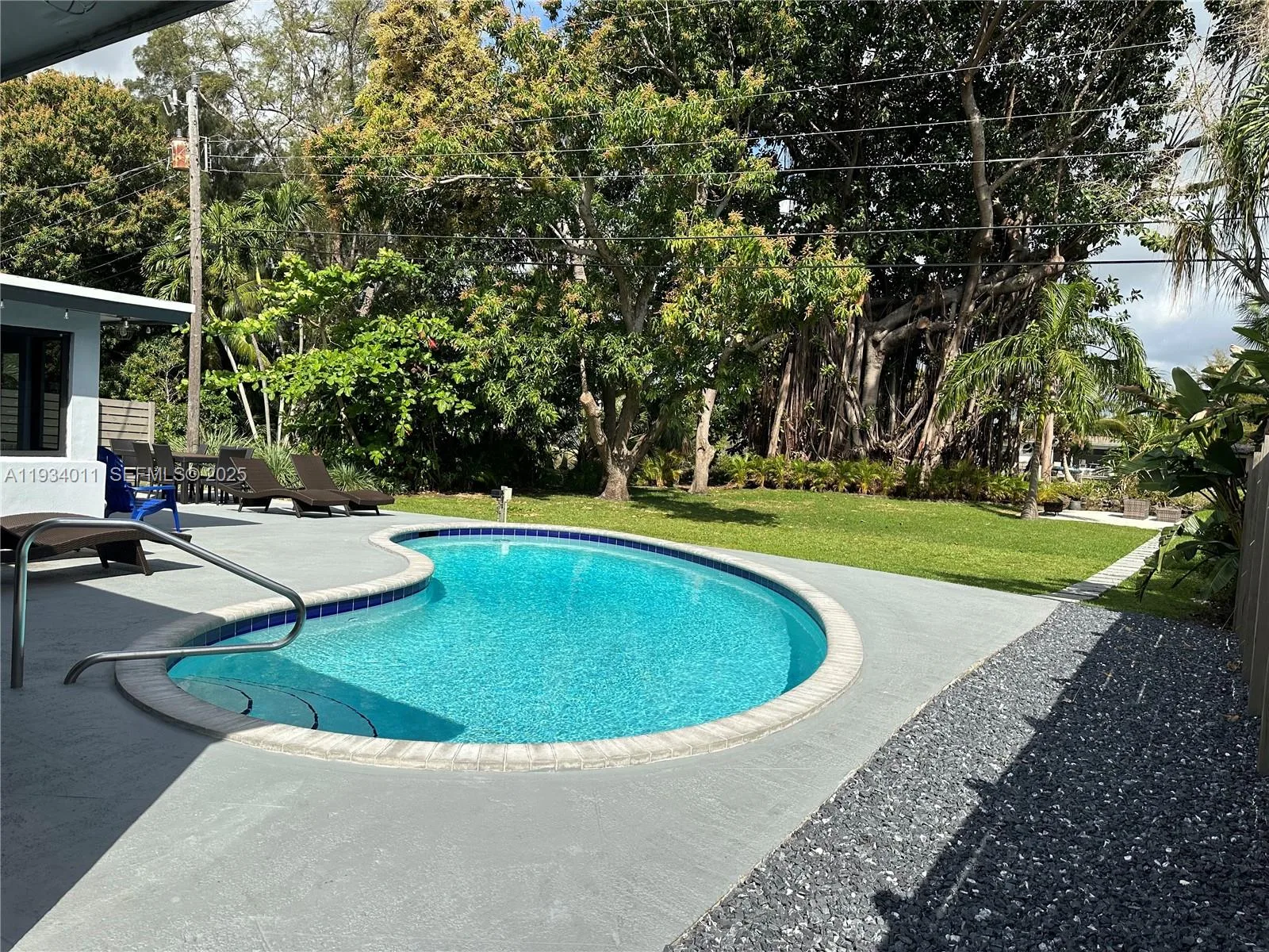 513 NW 30th St, Wilton Manors, FL 33311 photo 5