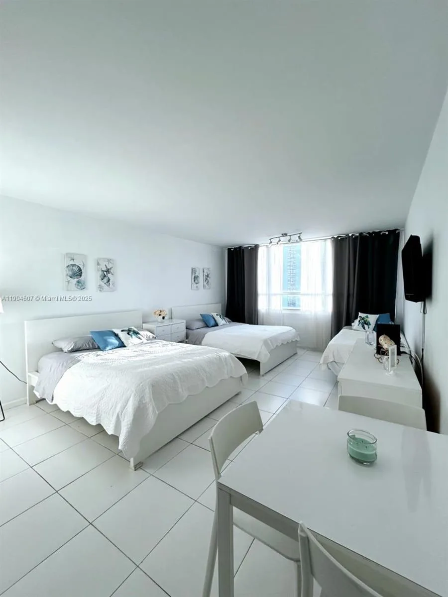 5445 Collins Ave # 617, Miami Beach, FL 33140 photo 4