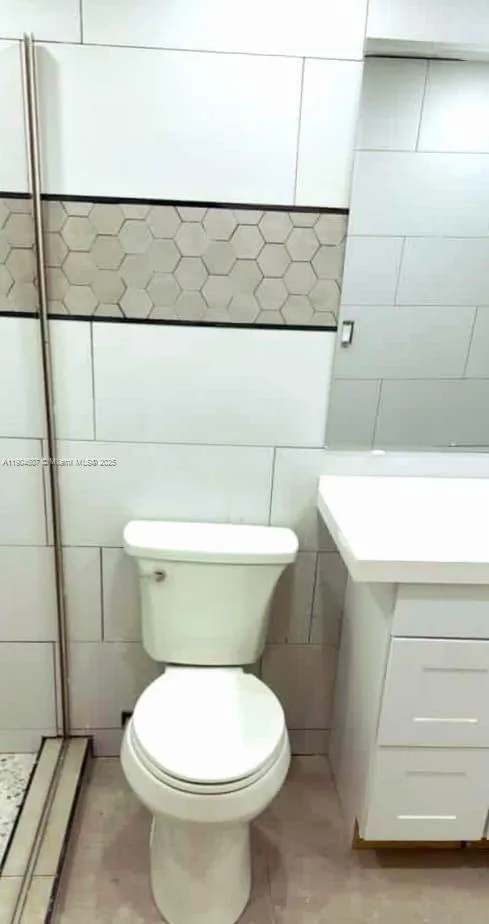 5445 Collins Ave # 617, Miami Beach, FL 33140 photo 8