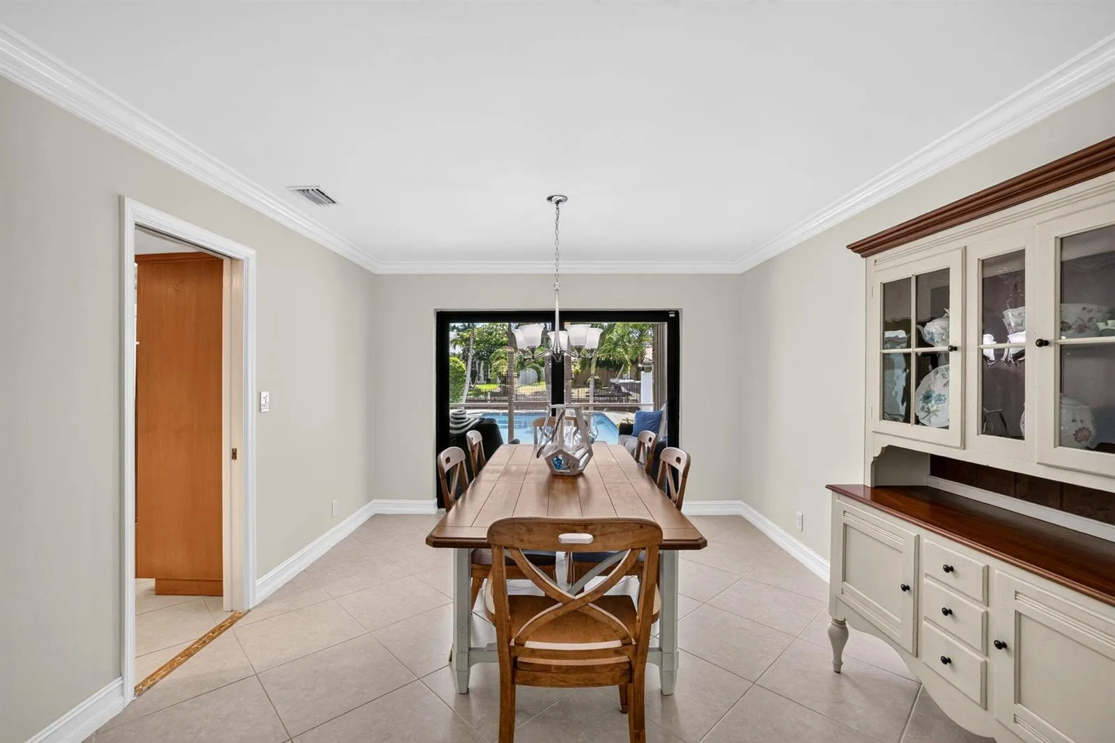 5570 NE 26th Avenue, Fort Lauderdale, FL 33308 photo 11