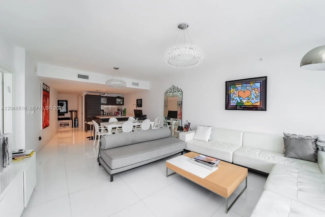 200 Biscayne Boulevard Way # 4006, Miami, FL 33131 photo 7