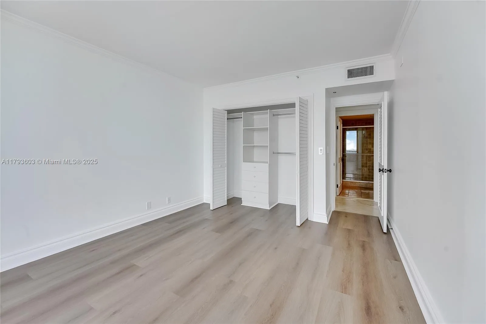 1581 Brickell Ave # PH102, Miami, FL 33129 photo 11
