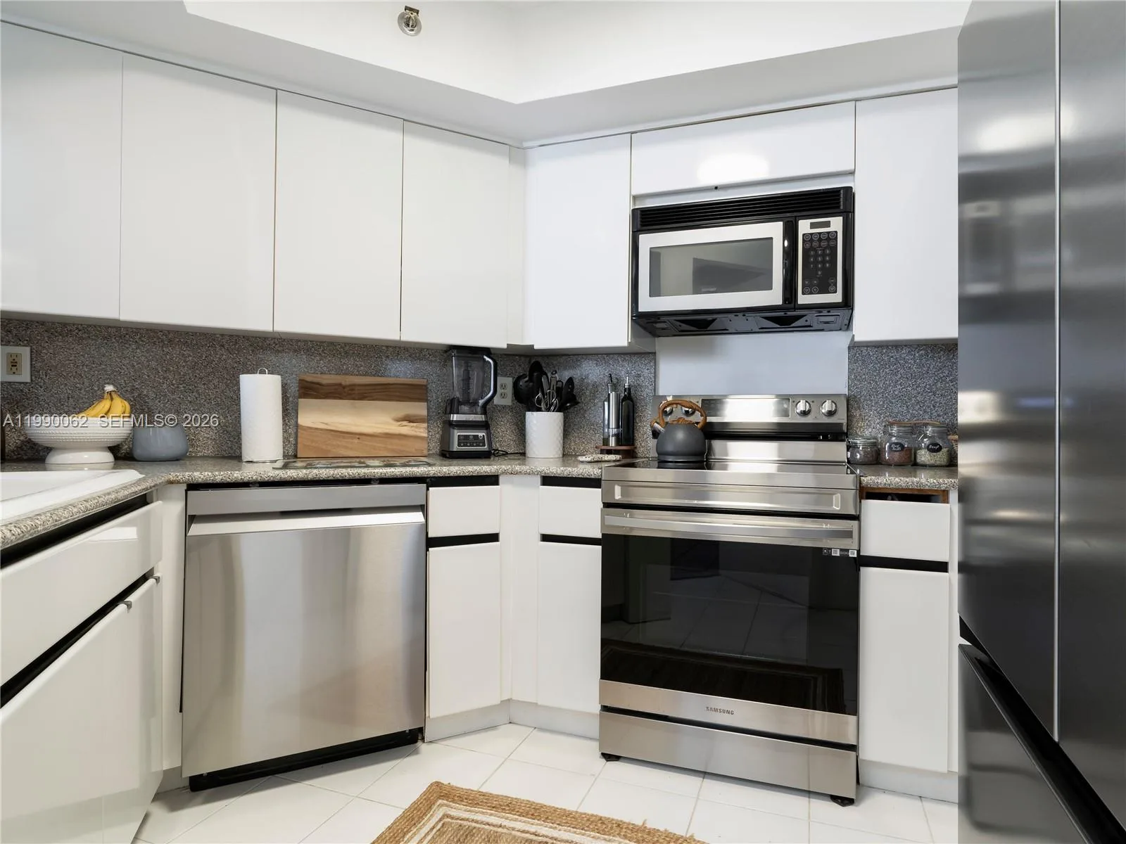 6767 Collins Ave # 1704, Miami Beach, FL 33141 photo 11