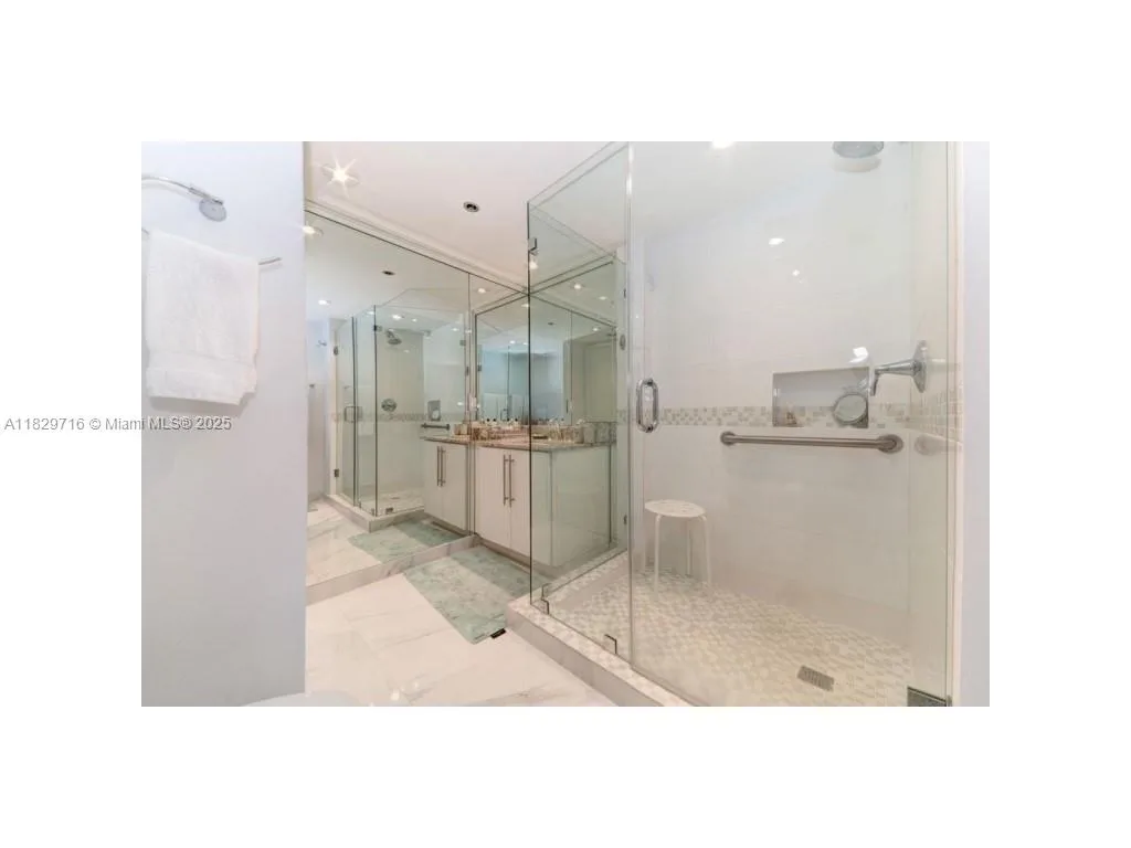 1717 N Bayshore Dr # 3950, Miami, FL 33132 photo 8