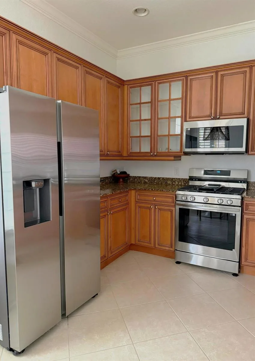 167 Isle Verde Way, Palm Beach Gardens, FL 33418 photo 2