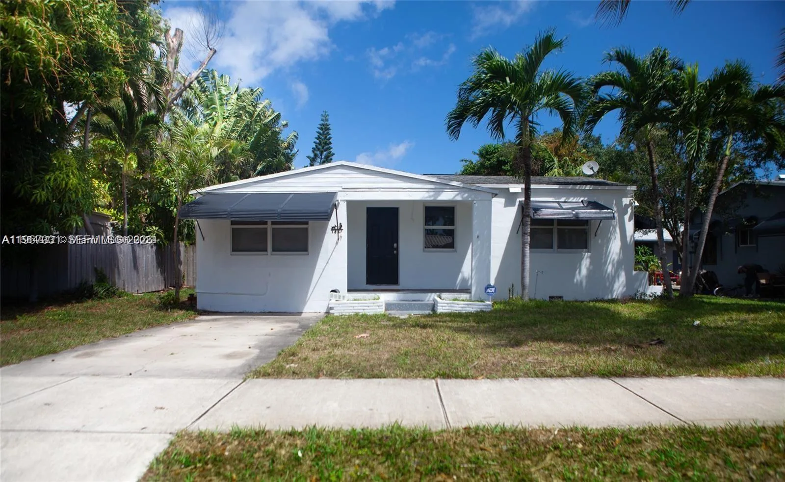 1821 Harding St, Hollywood, FL 33020 photo 4