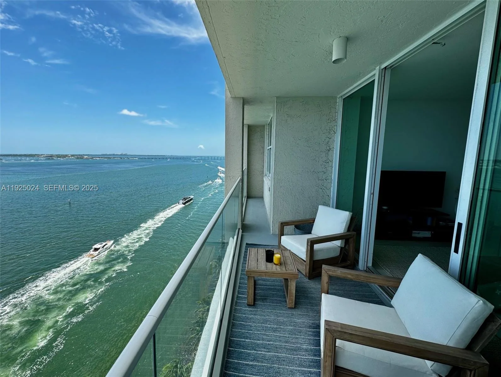 800 Claughton Island Dr # 1502, Miami, FL 33131