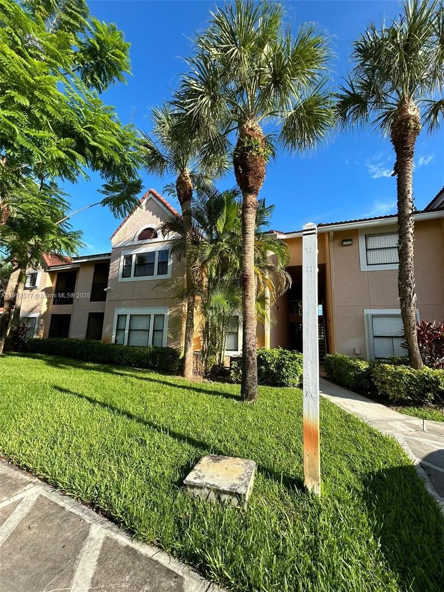 15661 SW 104th Ter # 322, Miami, FL 33196