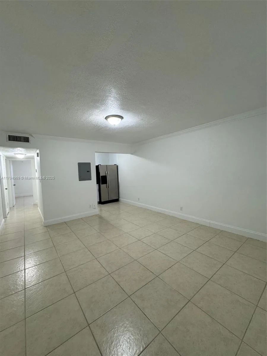 11195 SW 1st St # 314, Sweetwater, FL 33174 photo 3