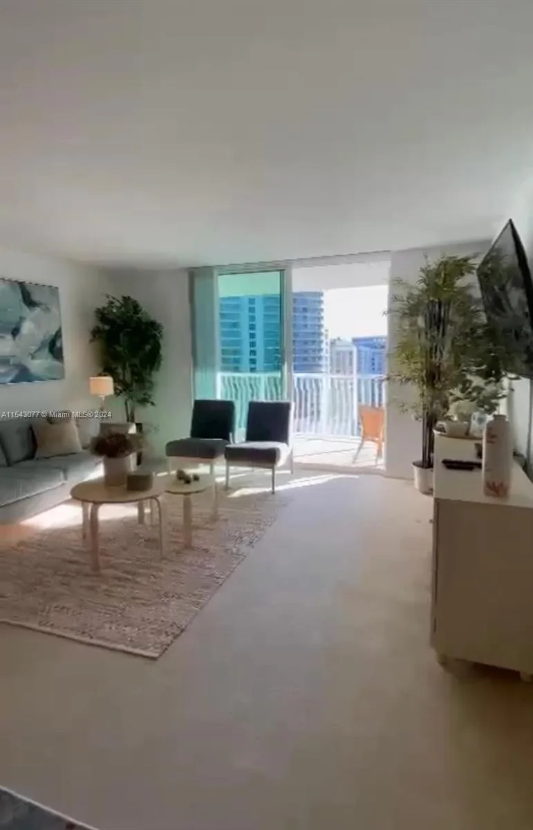1200 Brickell Bay Dr # 3119, Miami, FL 33131 photo 13