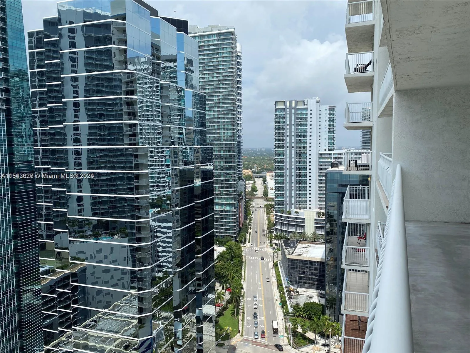 1200 Brickell Bay Dr # 3119, Miami, FL 33131 photo 4