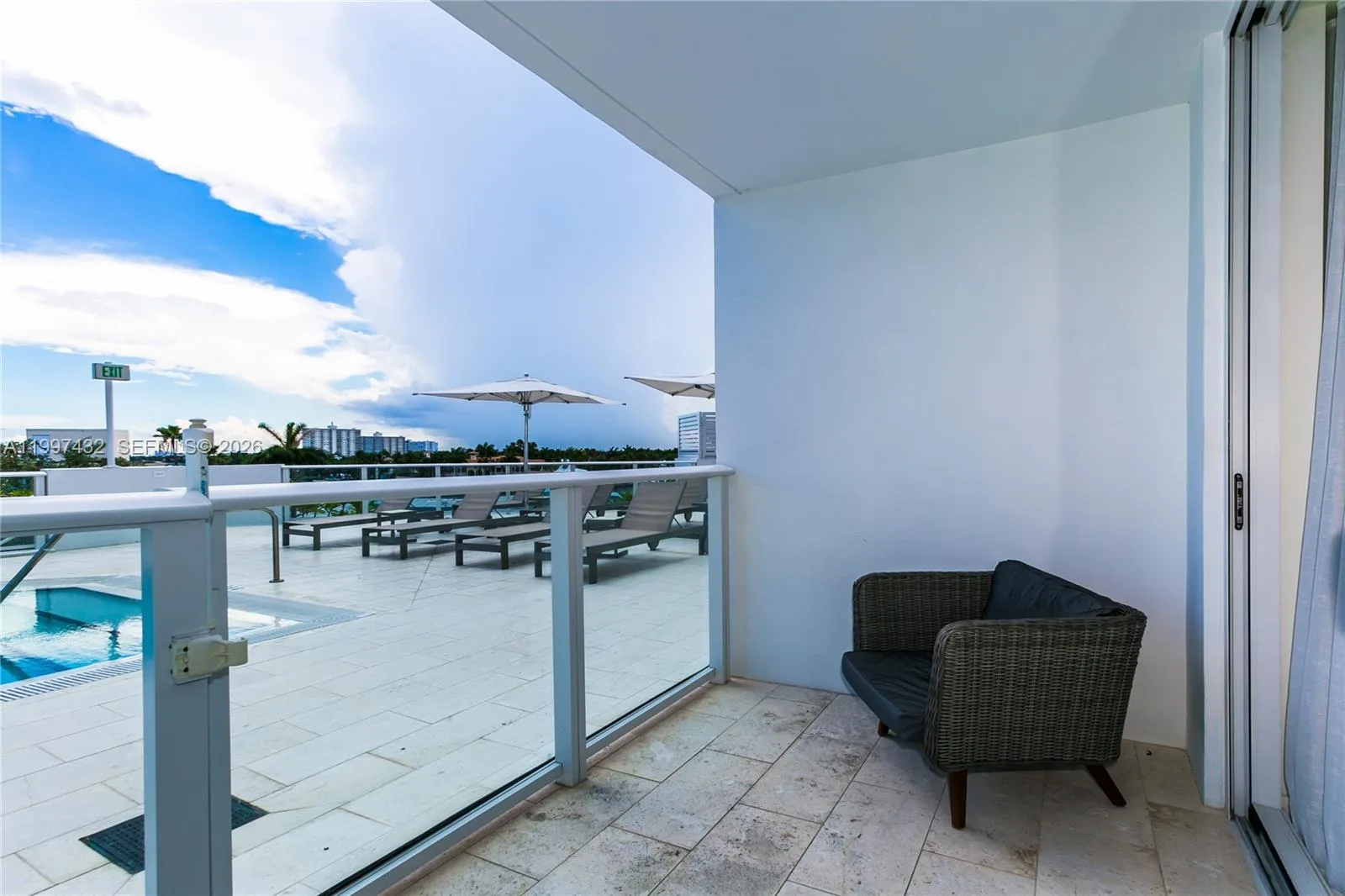 401 N Birch Rd # 404, Fort Lauderdale, FL 33304 photo 2