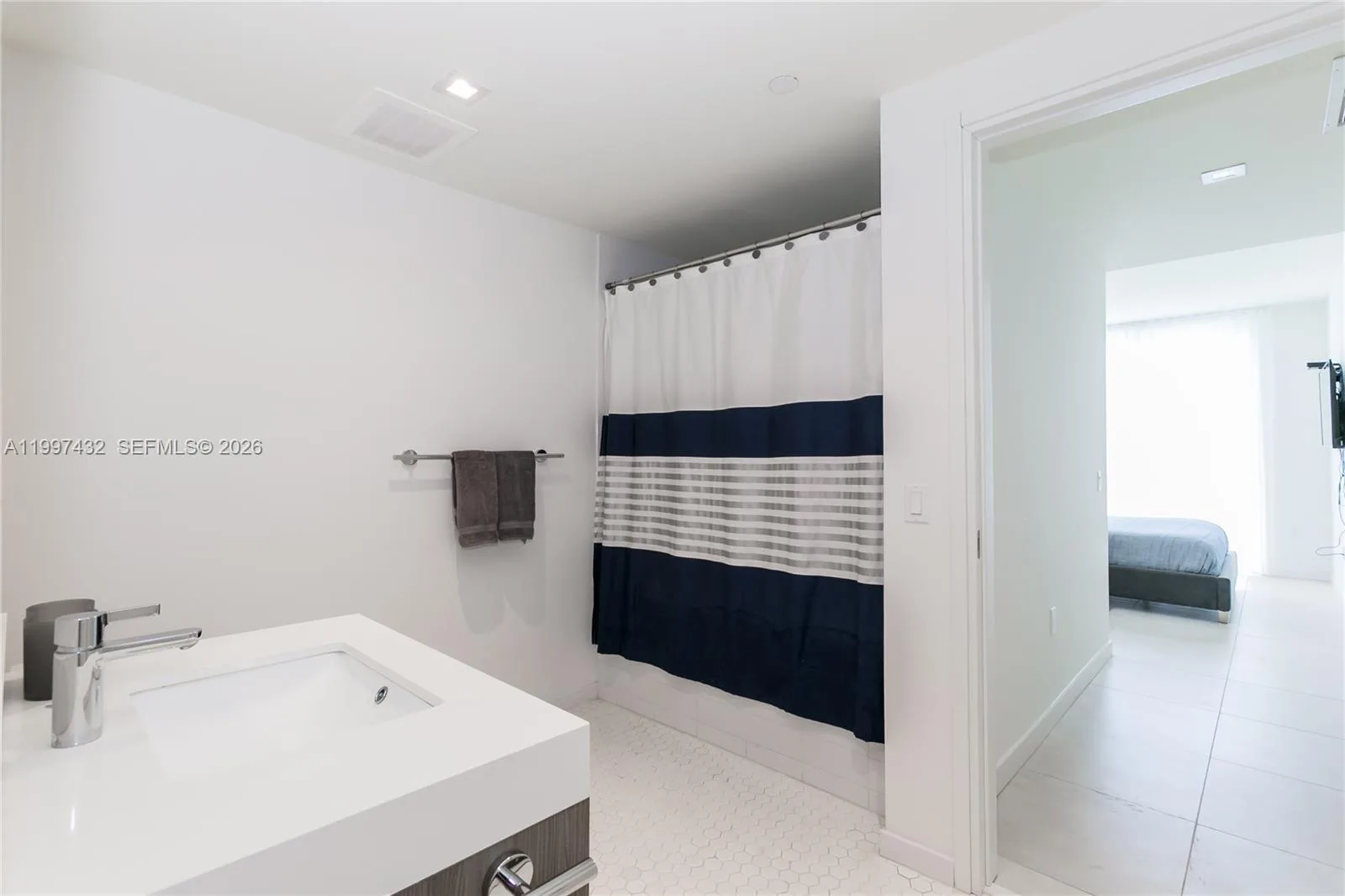 401 N Birch Rd # 404, Fort Lauderdale, FL 33304 photo 9