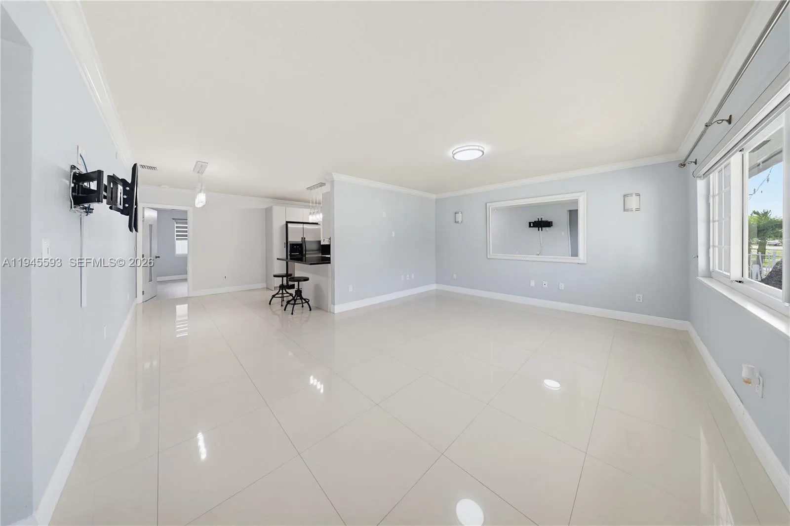 300 NE 175th St, North Miami Beach, FL 33162 photo 5