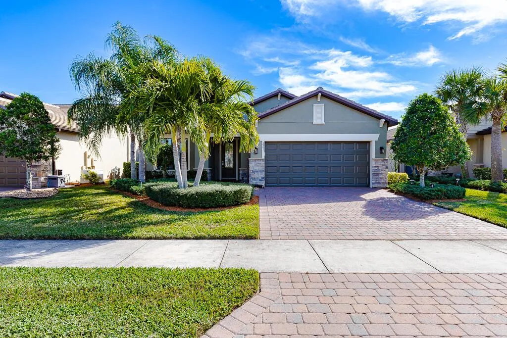 221 SE Longview Drive, Port St. Lucie, FL 34984 — zdjęcie 2