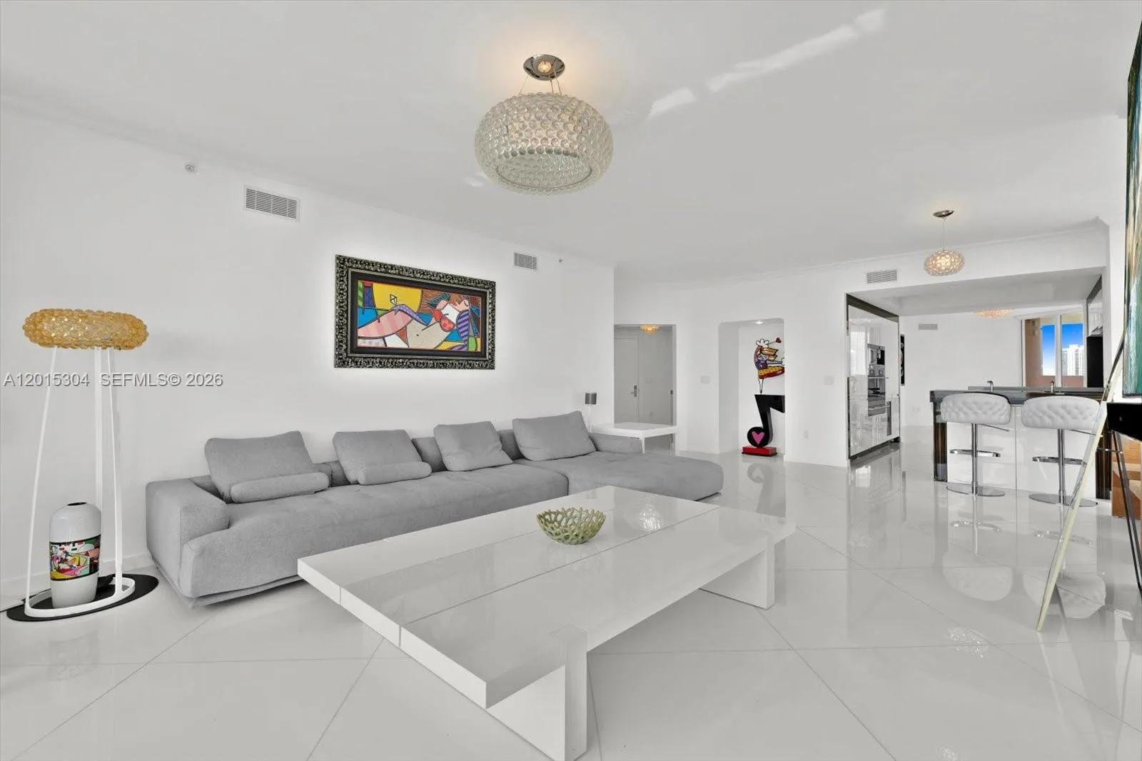 17875 Collins Ave # 1101, Sunny Isles Beach, FL 33160 photo 2