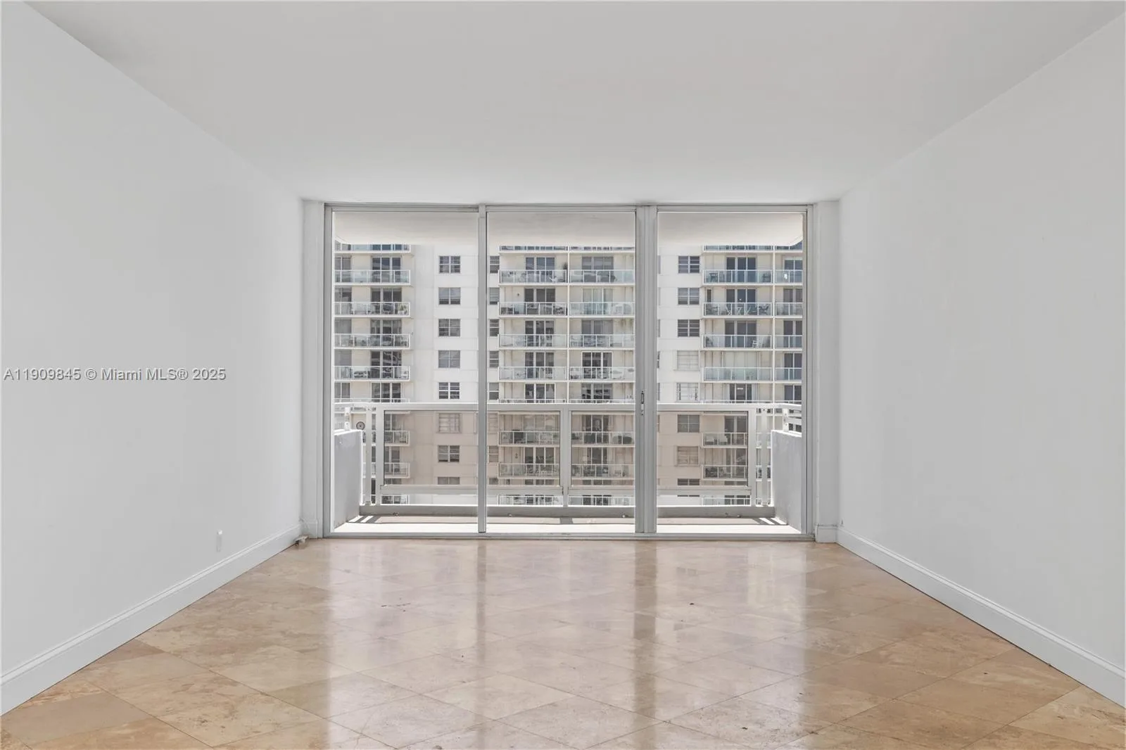 5700 Collins Ave # 10D, Miami Beach, FL 33140