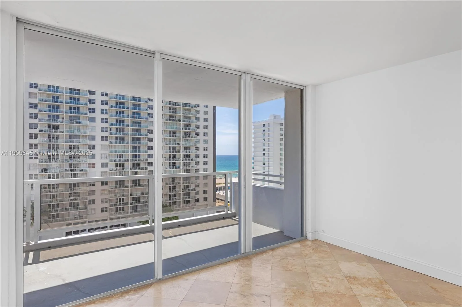 5700 Collins Ave # 10D, Miami Beach, FL 33140 photo 2