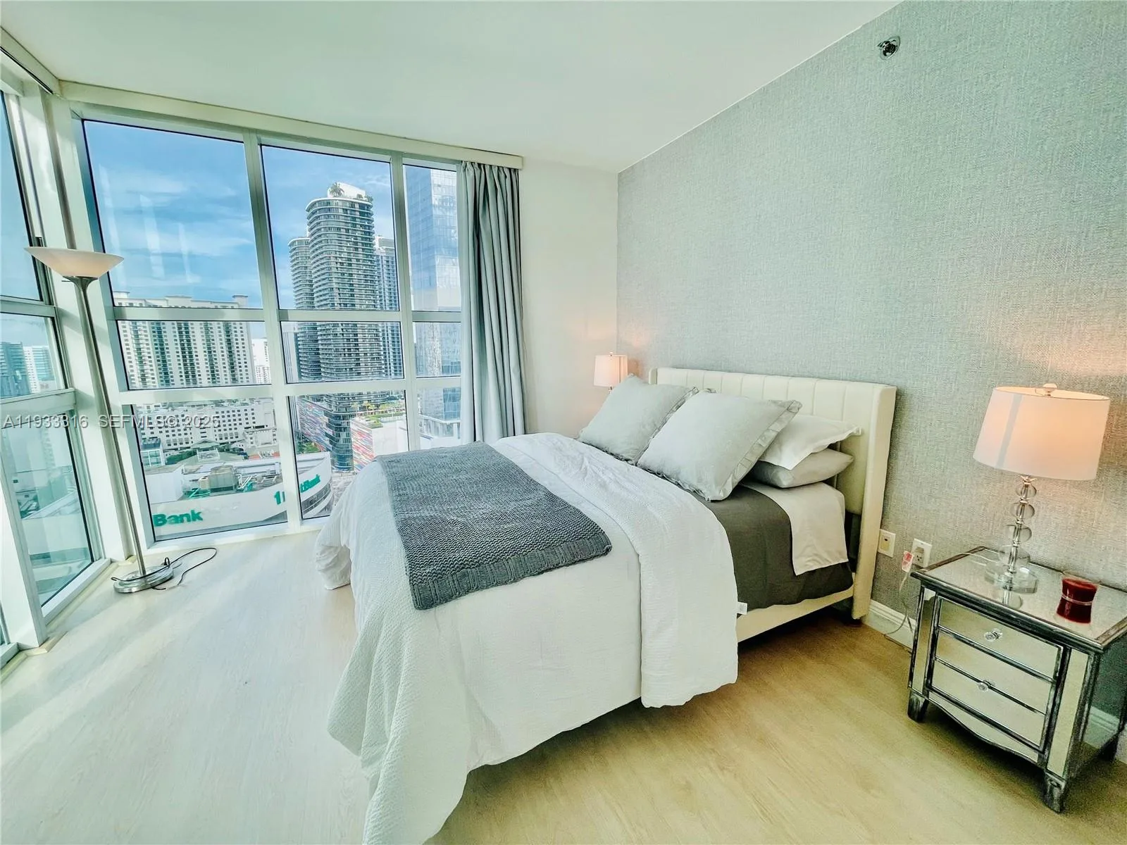 950 Brickell Bay Dr # 2601, Miami, FL 33131 photo 10