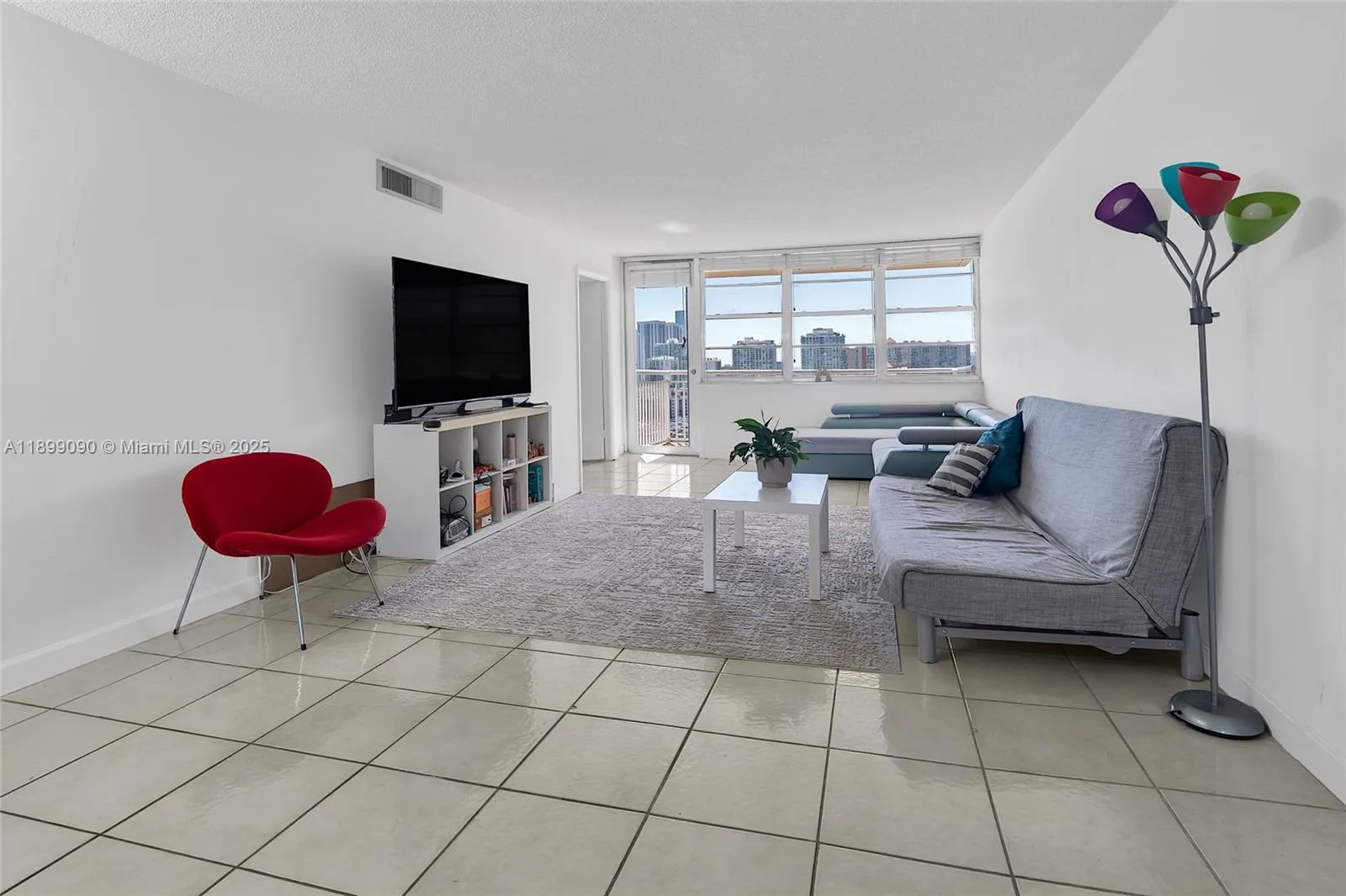 251 174th St # 2115, Sunny Isles Beach, FL 33160 photo 5