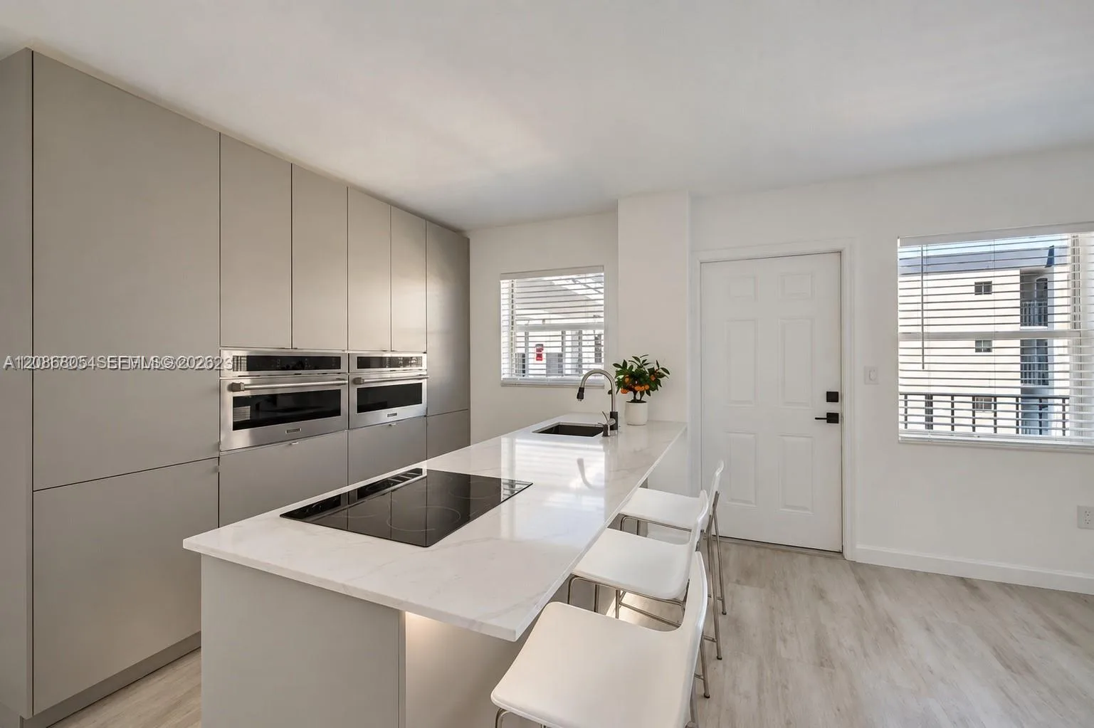 1720 Jefferson St # 511, Hollywood, FL 33020