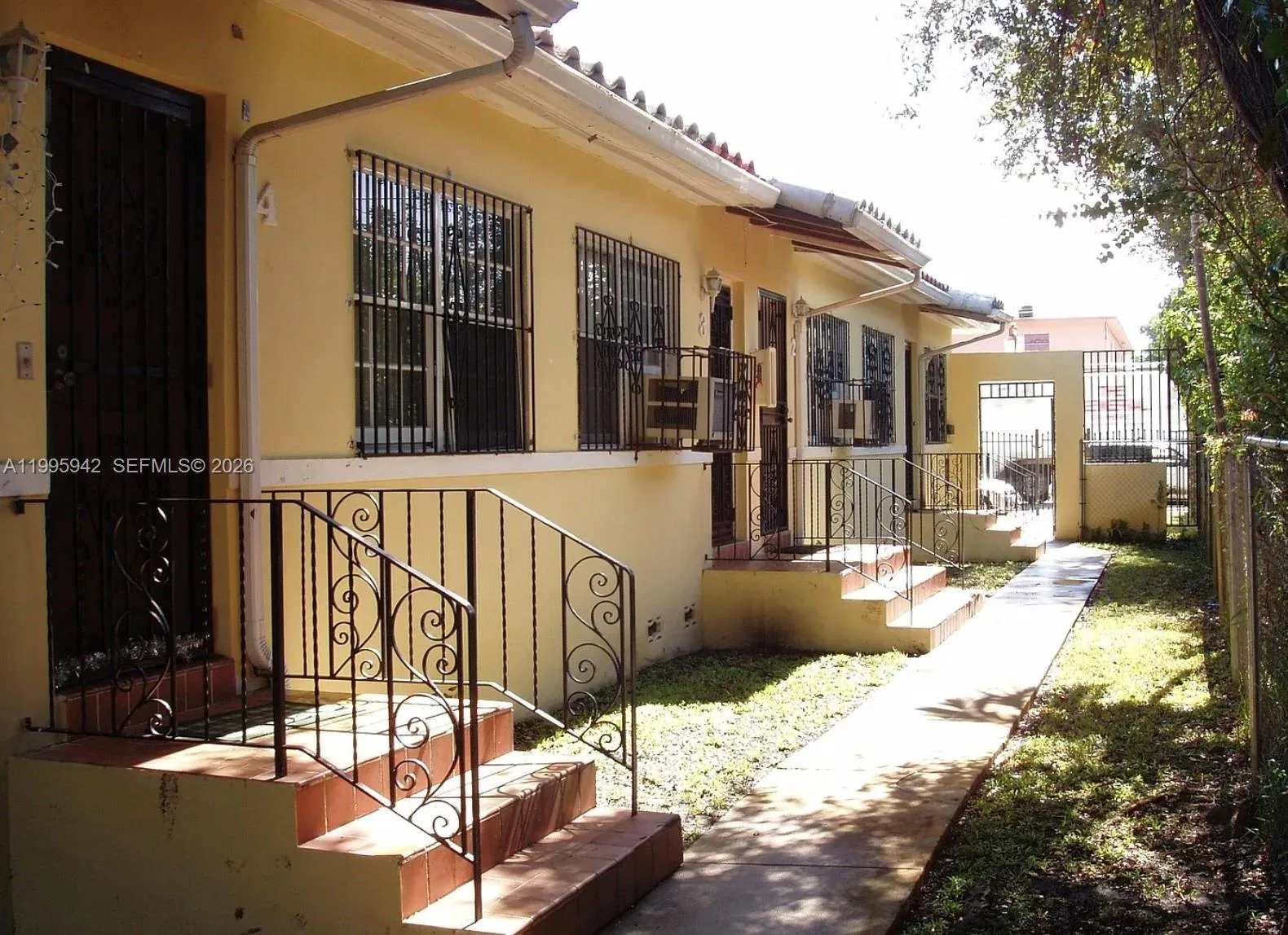 1325 SW 6th St, Miami, FL 33135 photo 2