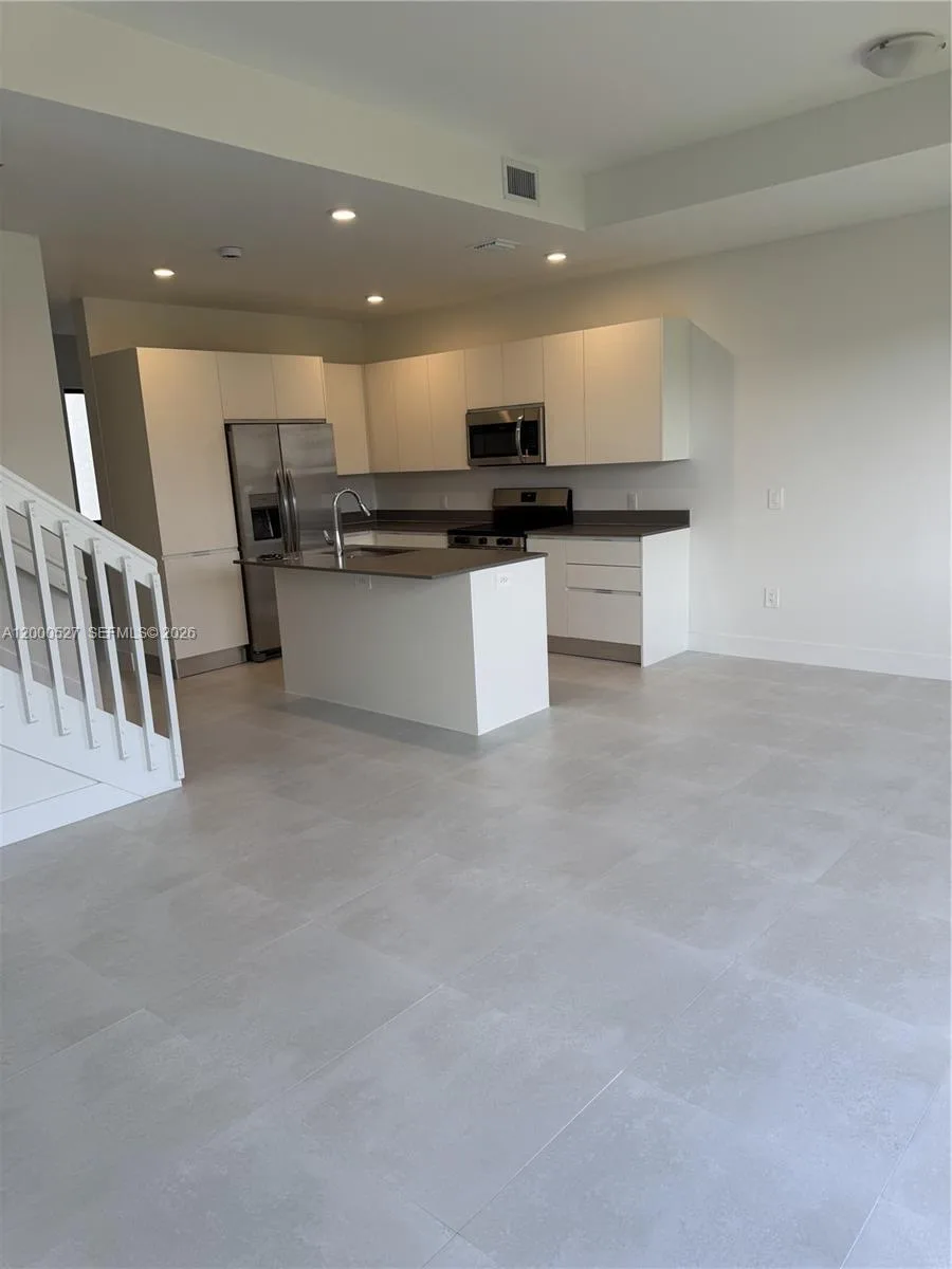 19041 SW 344th Ter, Homestead, FL 33034 photo 4