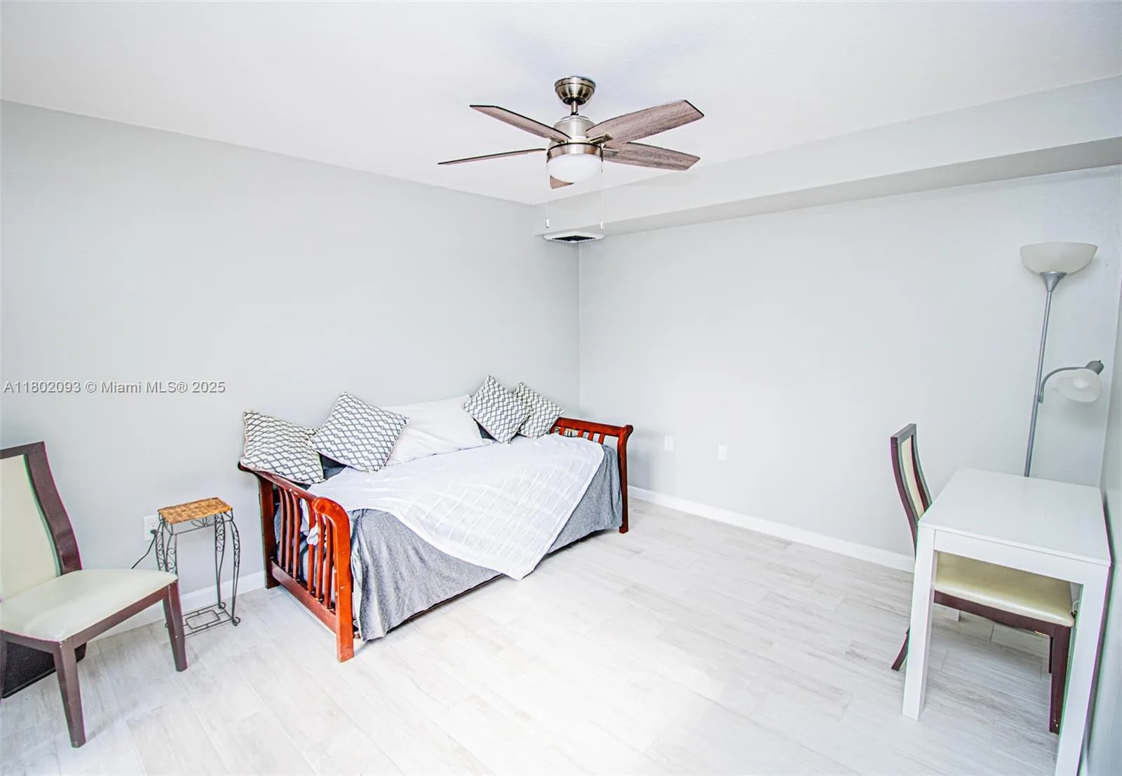 1410 14th Ter # 1410, Palm Beach Gardens, FL 33418 photo 9