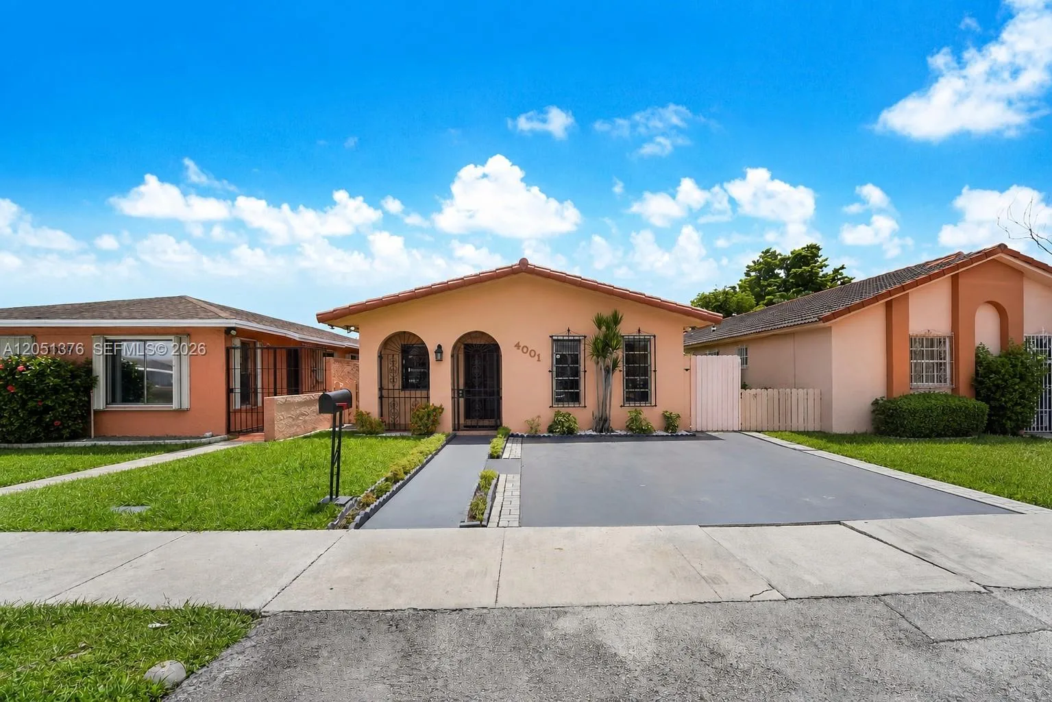 4001 W 10th Ct, Hialeah, FL 33012 photo 2