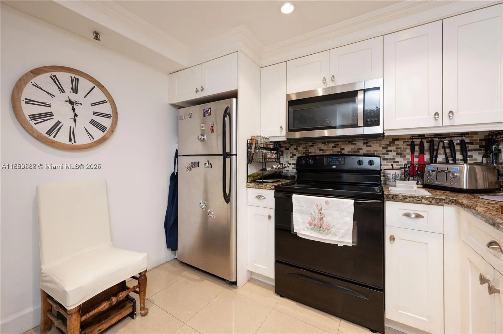 1621 Collins Ave # 302, Miami Beach, FL 33139 photo 2
