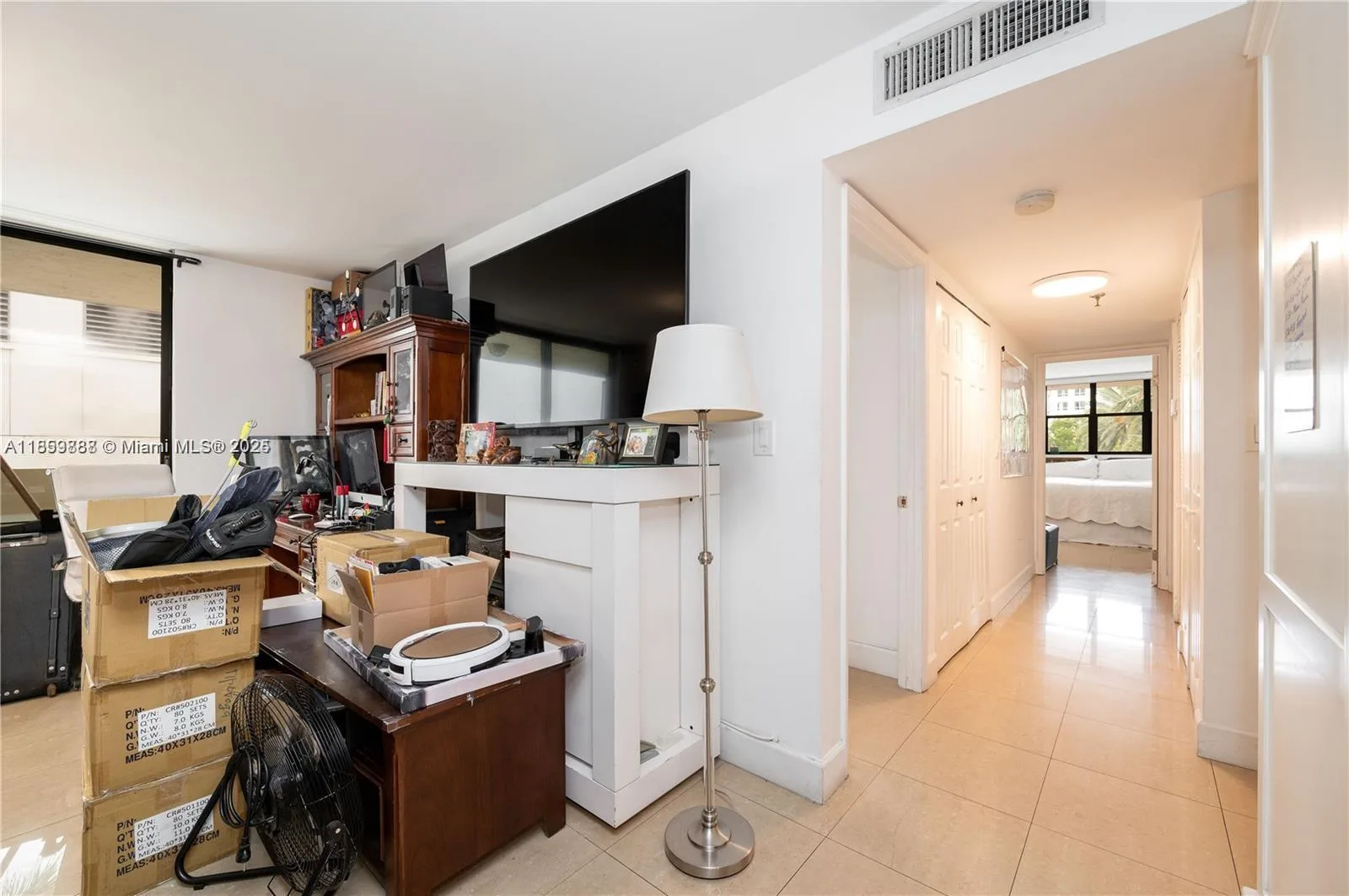 1621 Collins Ave # 302, Miami Beach, FL 33139 photo 4