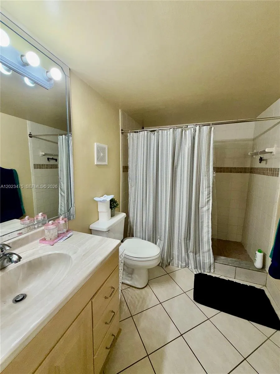 4725 SW 62nd Ave # 104, Davie, FL 33314 photo 11